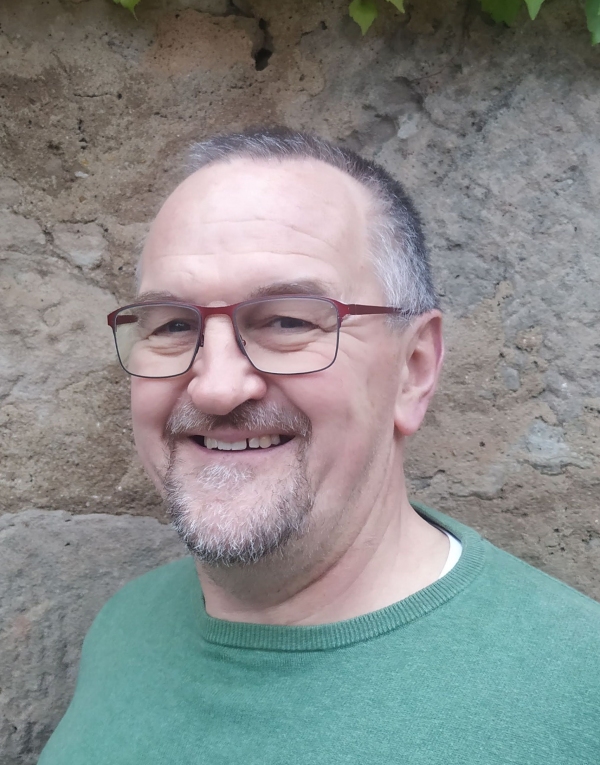 Porträtfoto Rainer Fleischmann